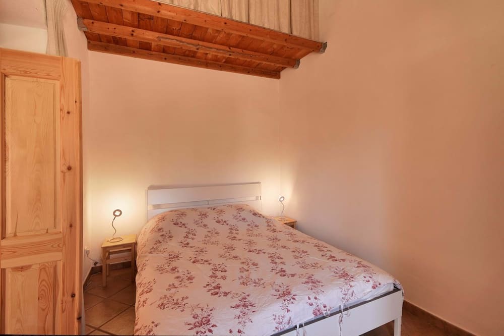 Photo of Bedroom in Vale do Telheiro