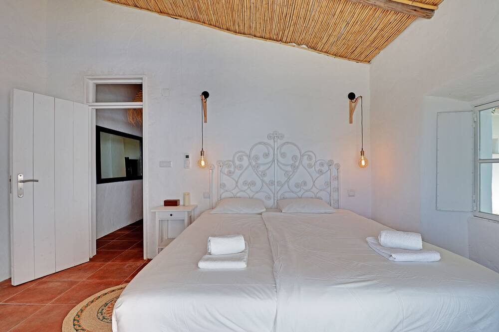 Photo of Bedroom in Gorjoes
