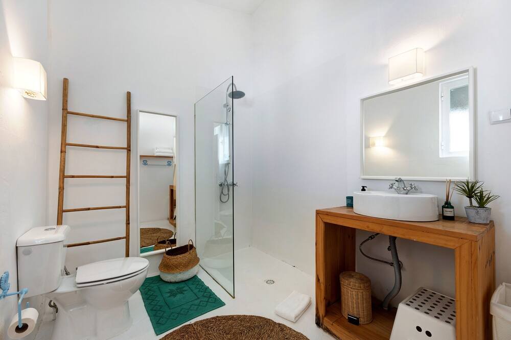 Photo of Bathroom in Igreja Nova