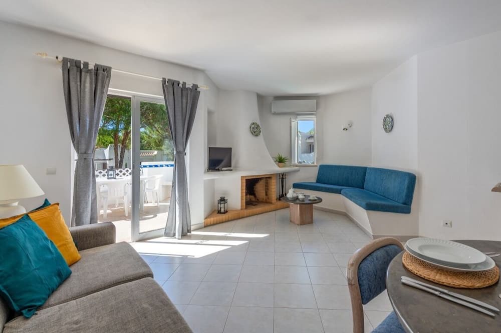 Photo of Livingroom in Branqueira