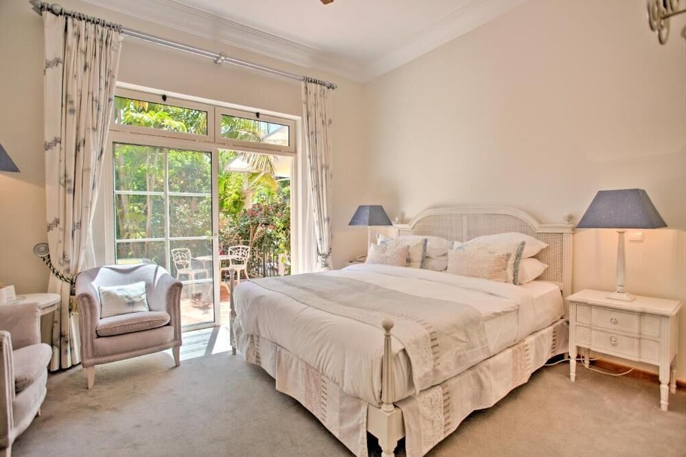 Photo of Bedroom in Almancil