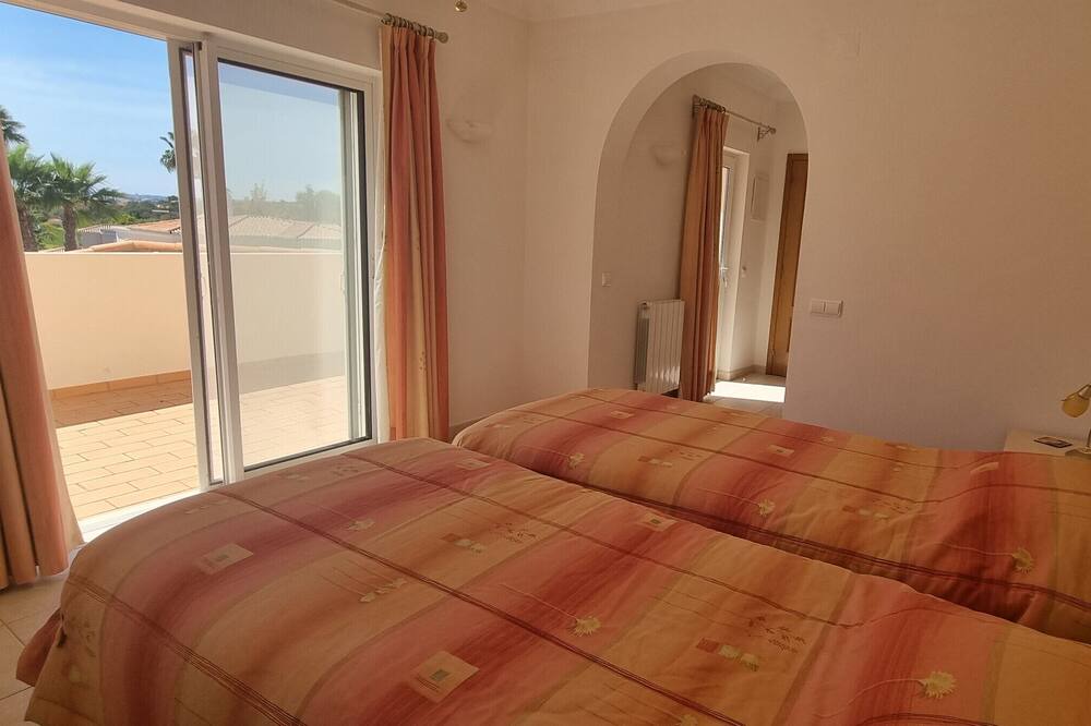 Photo of Bedroom in Estombar