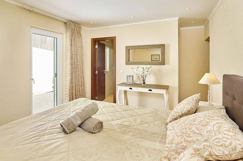 Photo of Bedroom in Pe do Cerro