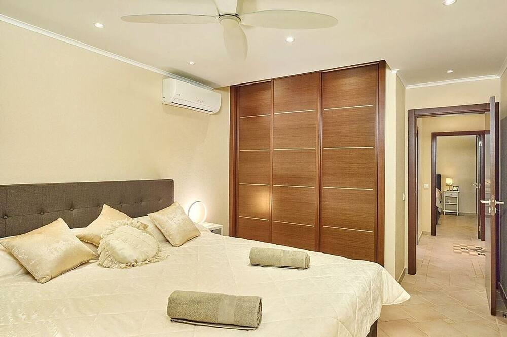 Photo of Bedroom in Pe do Cerro