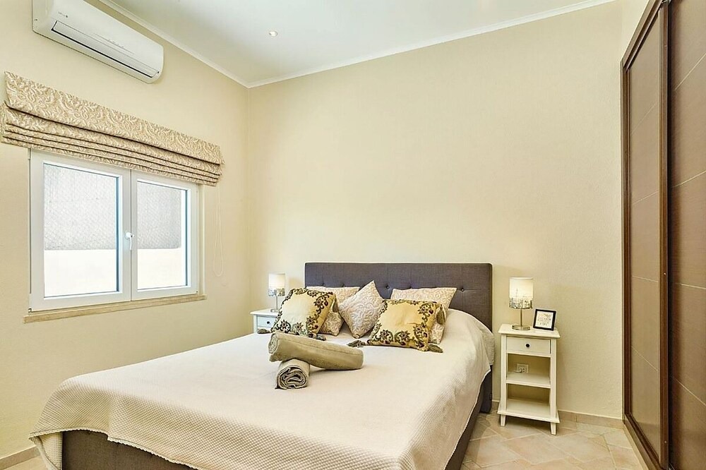 Photo of Bedroom in Pe do Cerro