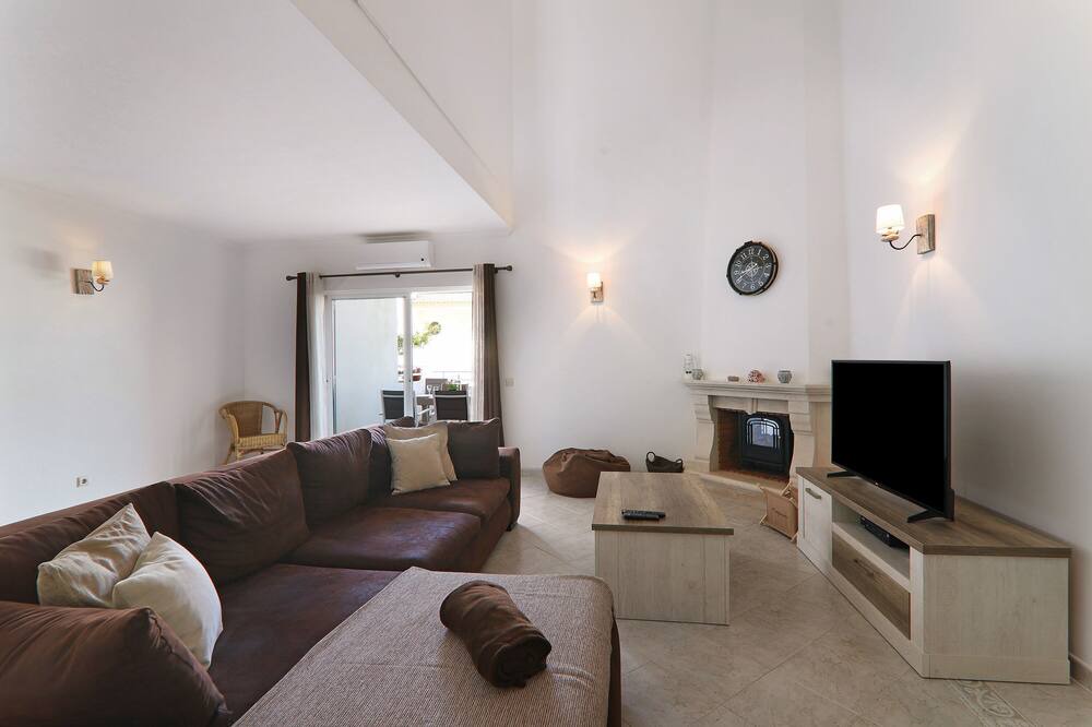 Photo of Livingroom in Gale