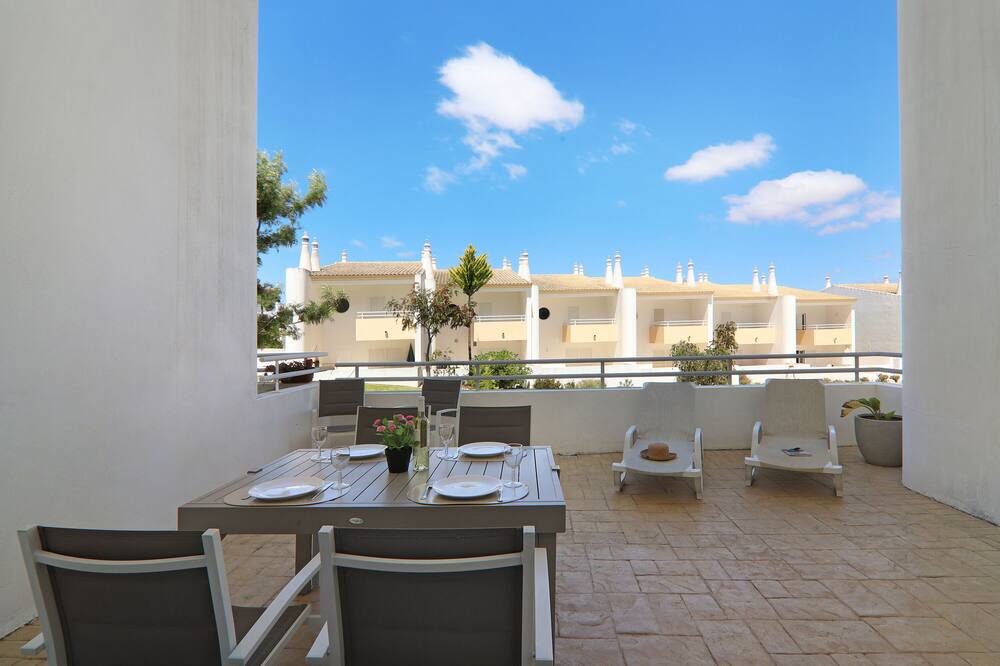 Photo of Patio Balcony in Gale