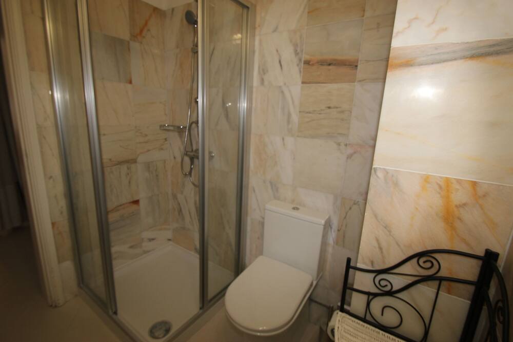 Photo of Bathroom in Calicos