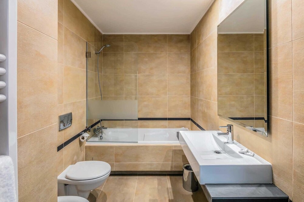 Photo of Bathroom in Carvoeiro