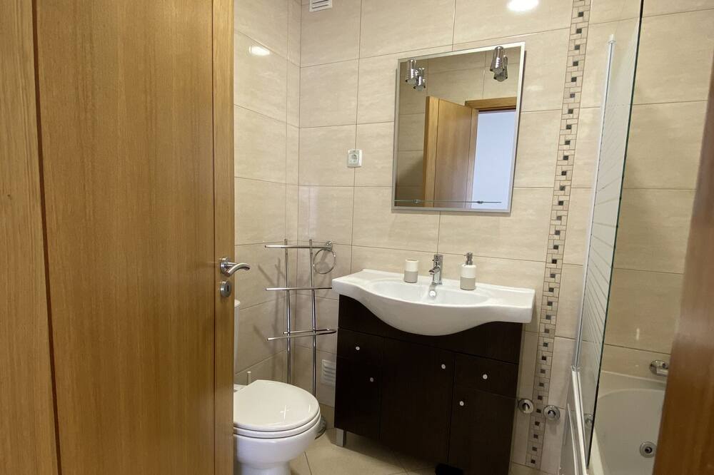 Photo of Bathroom in Mosqueira