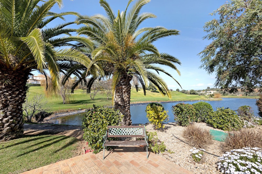 Photo of Outdoor in Estombar