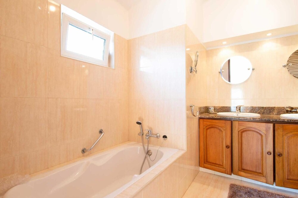 Photo of Bathroom in Areias Dos Moinhos