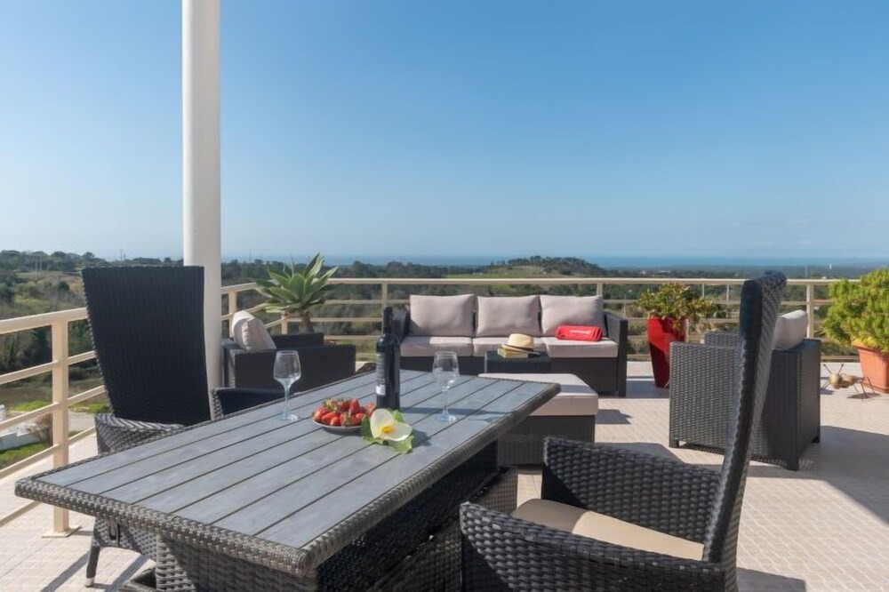 Photo of Patio Balcony in Almoinha