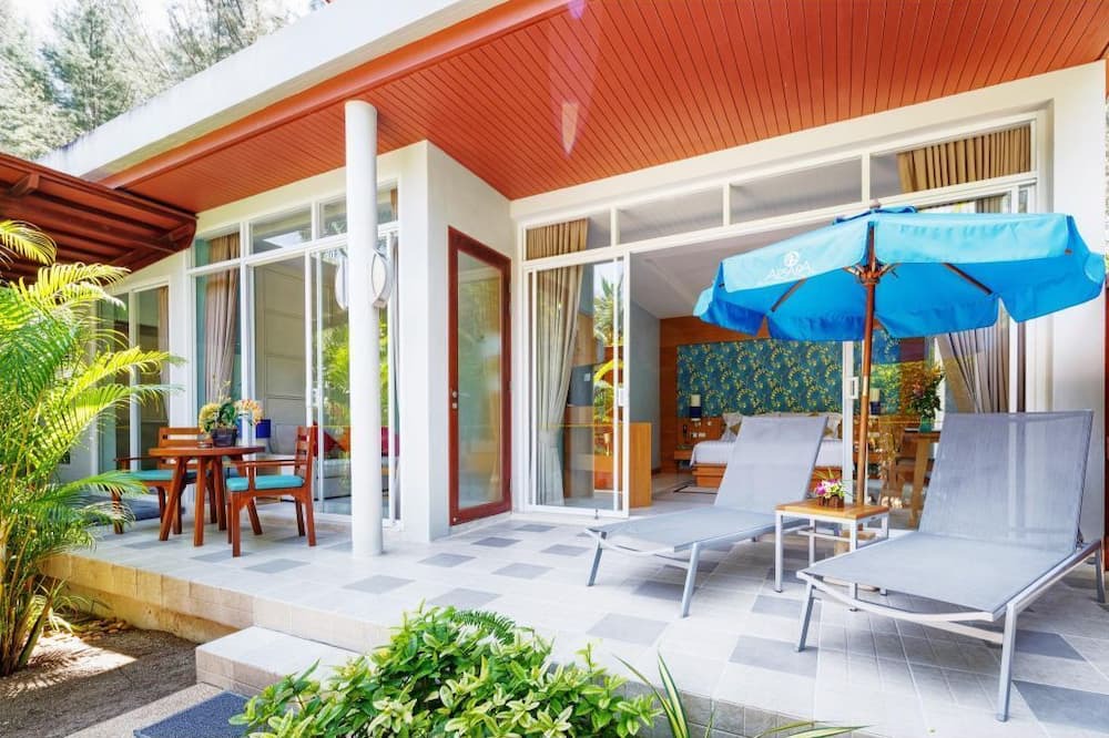 Photo of Patio Balcony in Khuk Khak Beach
