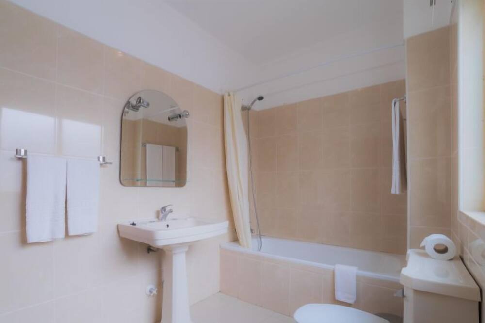 Photo of Bathroom in Cavacos
