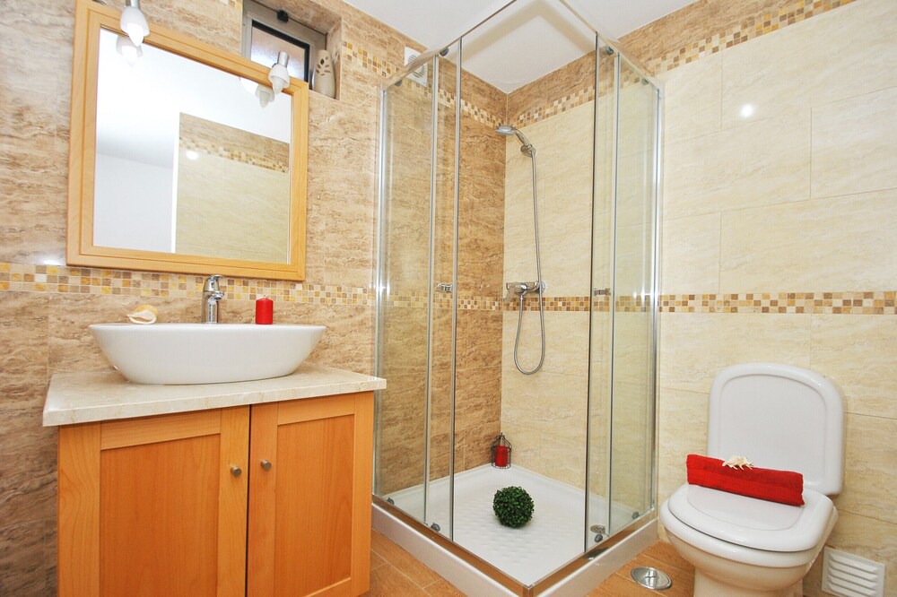Photo of Bathroom in Loule