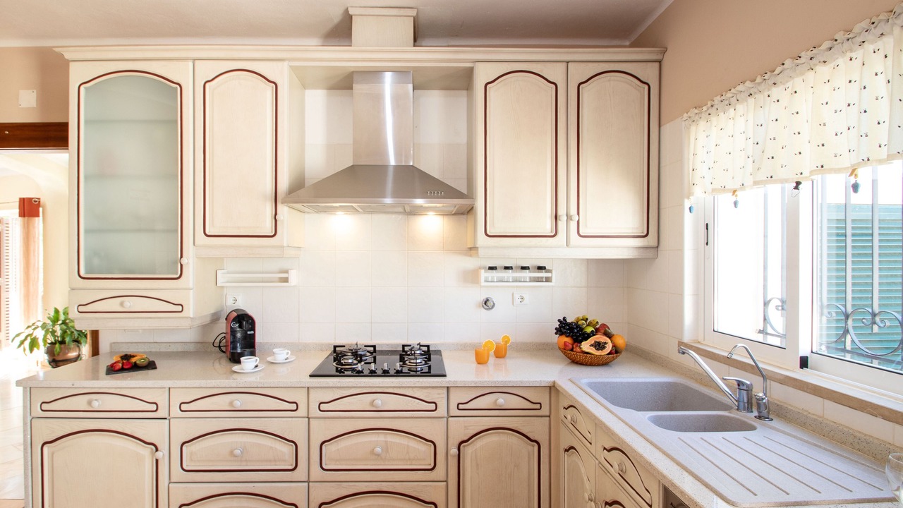 Photo of Kitchen in Carvoeiro