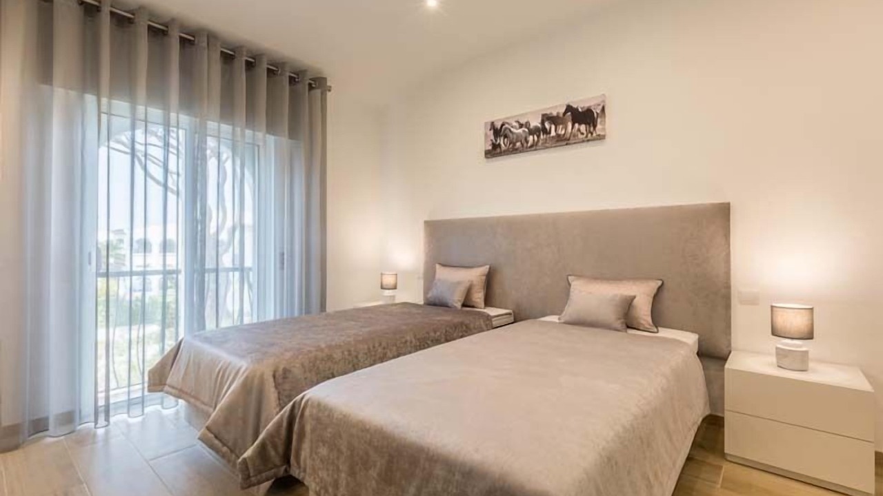 Photo of Bedroom in Vale do Garrao