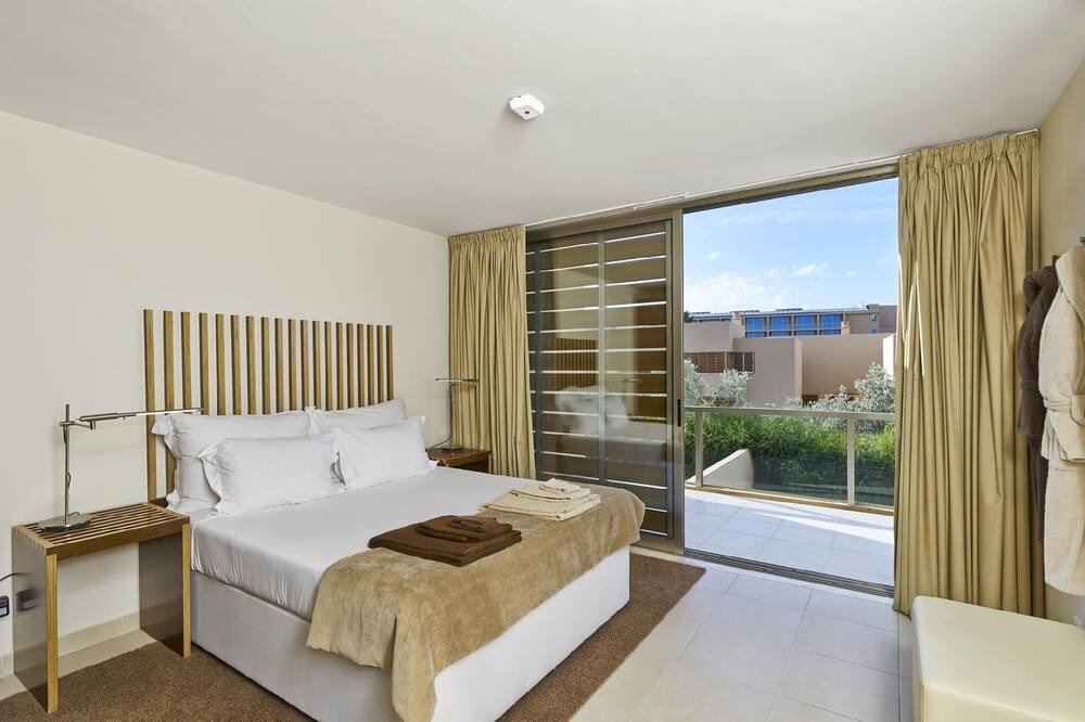 Photo of Bedroom in Salgados