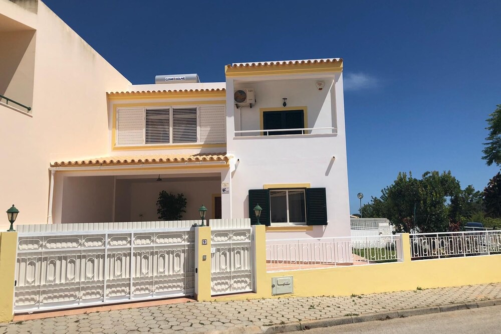 Photo of Outdoor in Pera