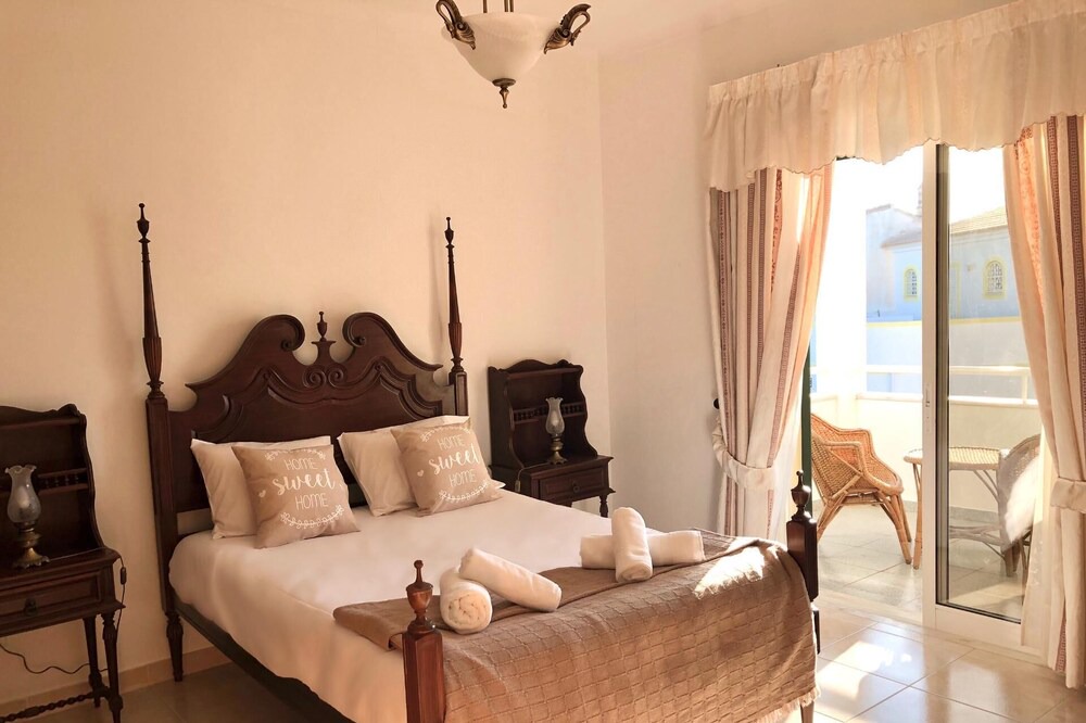 Photo of Bedroom in Pera