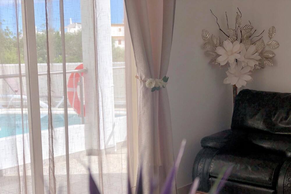 Photo of Livingroom in Pera