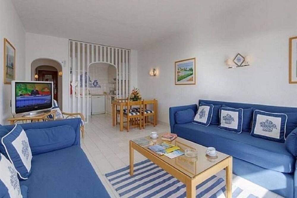 Photo of Livingroom in Oura