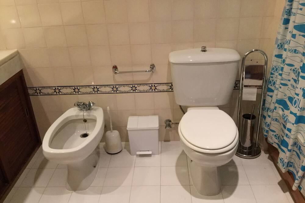 Photo of Bathroom in Vale de Parra