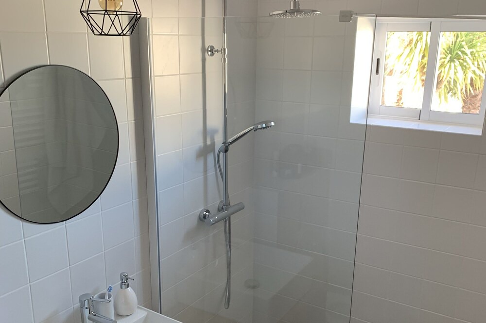 Photo of Bathroom in Aljezur