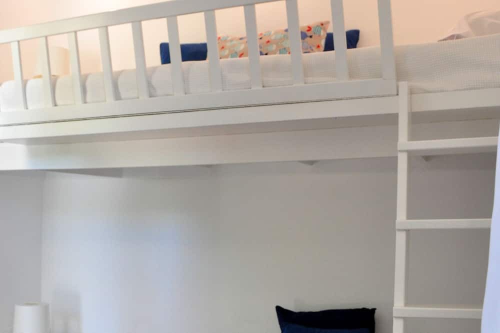 Photo of Bedroom in Guia