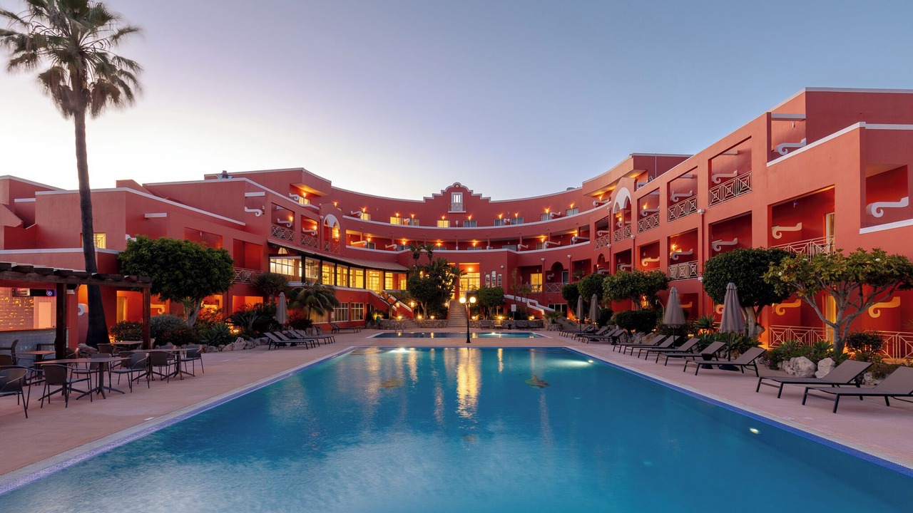 Photo of Outdoor in Luz