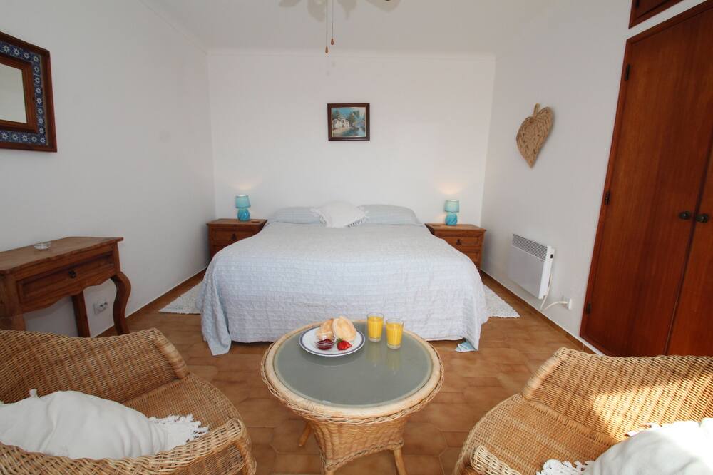 Photo of Bedroom in Vale de Parra
