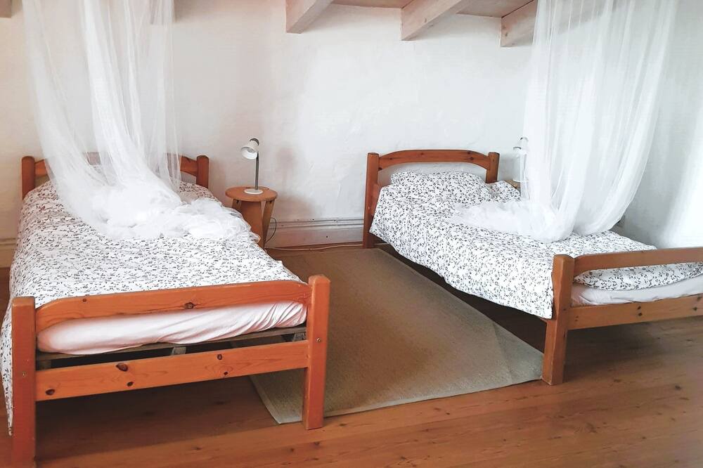Photo of Bedroom in Gorjoes