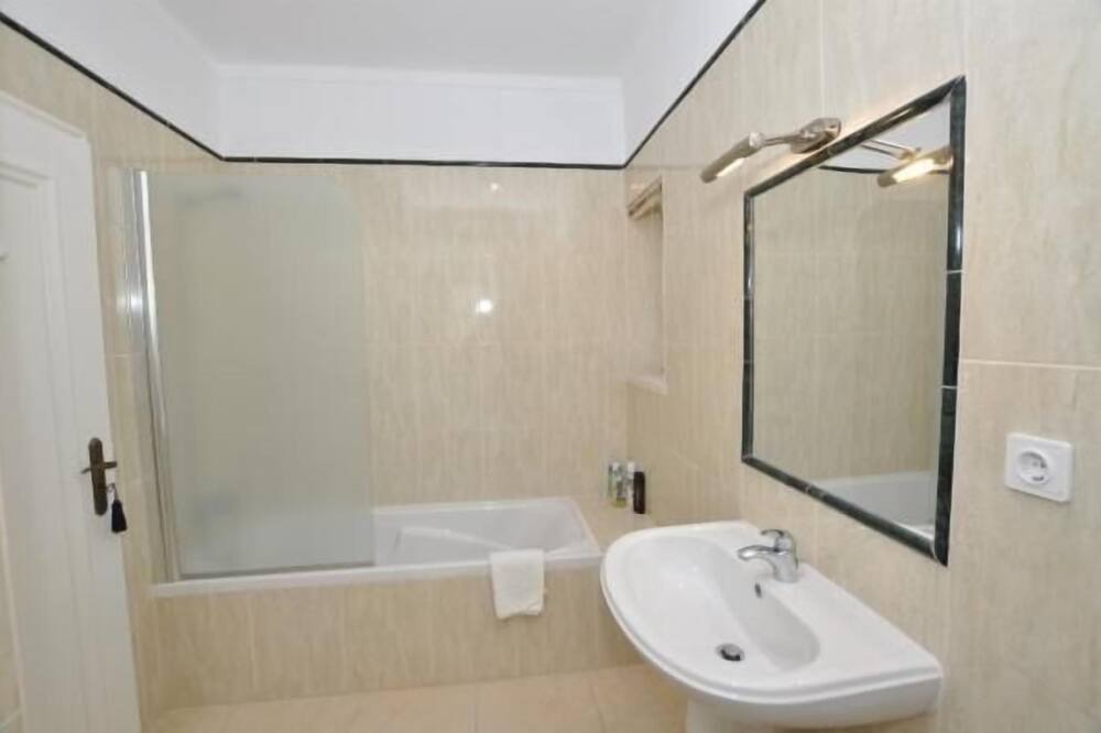 Photo of Bedroom in Vale do Garrao