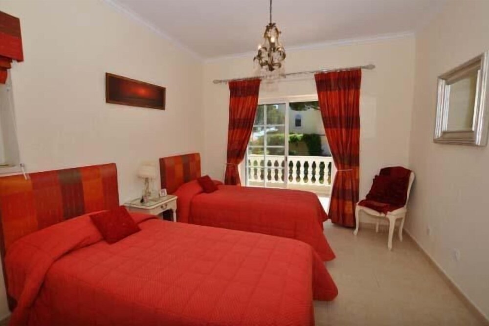 Photo of Bedroom in Vale do Garrao