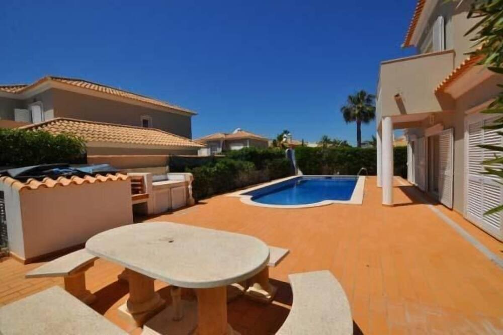 Photo of Bedroom in Vale do Garrao