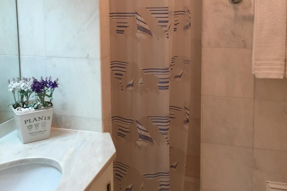 Photo of Bathroom in Porches