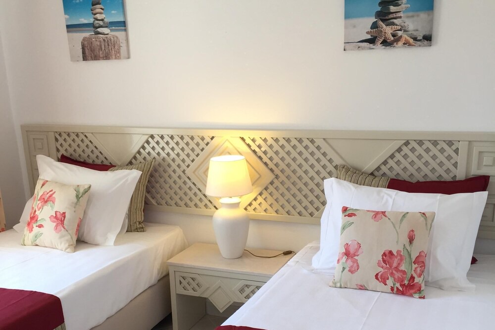 Photo of Bedroom in Porches
