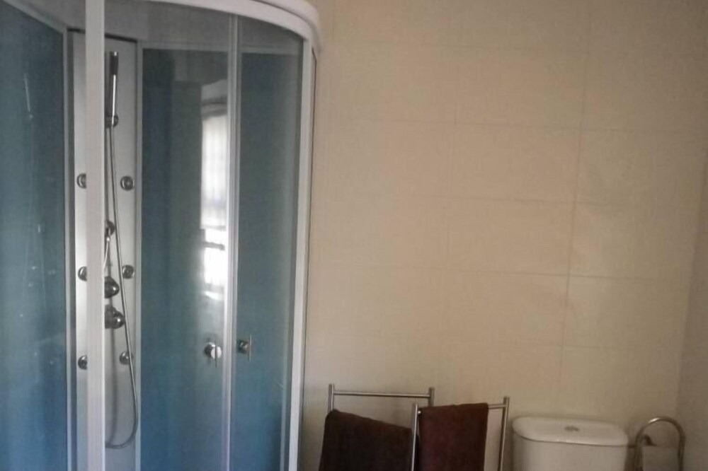 Photo of Bathroom in Runa
