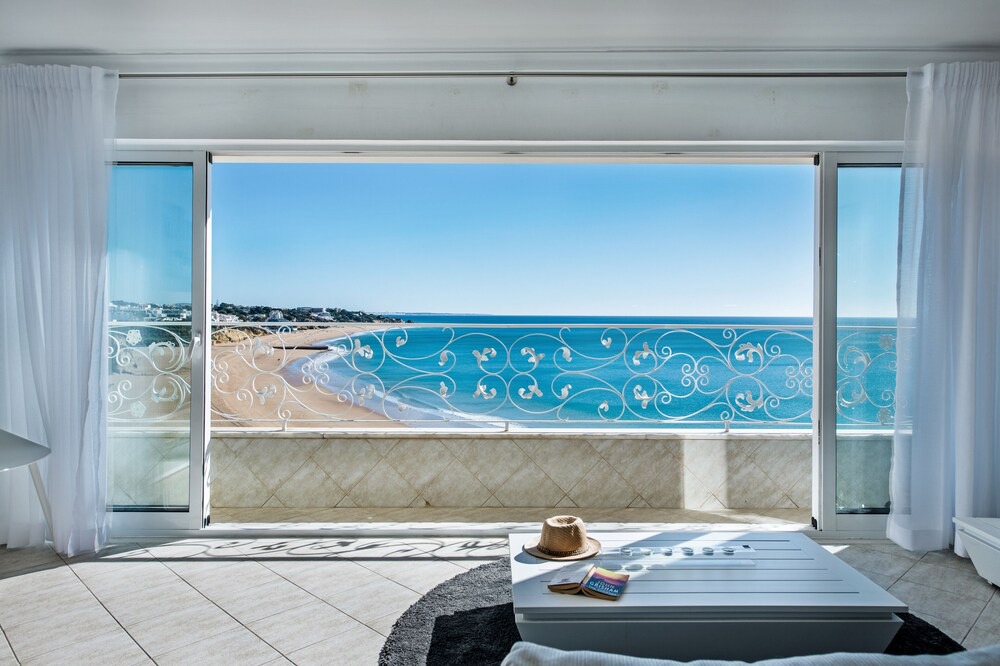 Photo of Bedroom in Peneco Beach