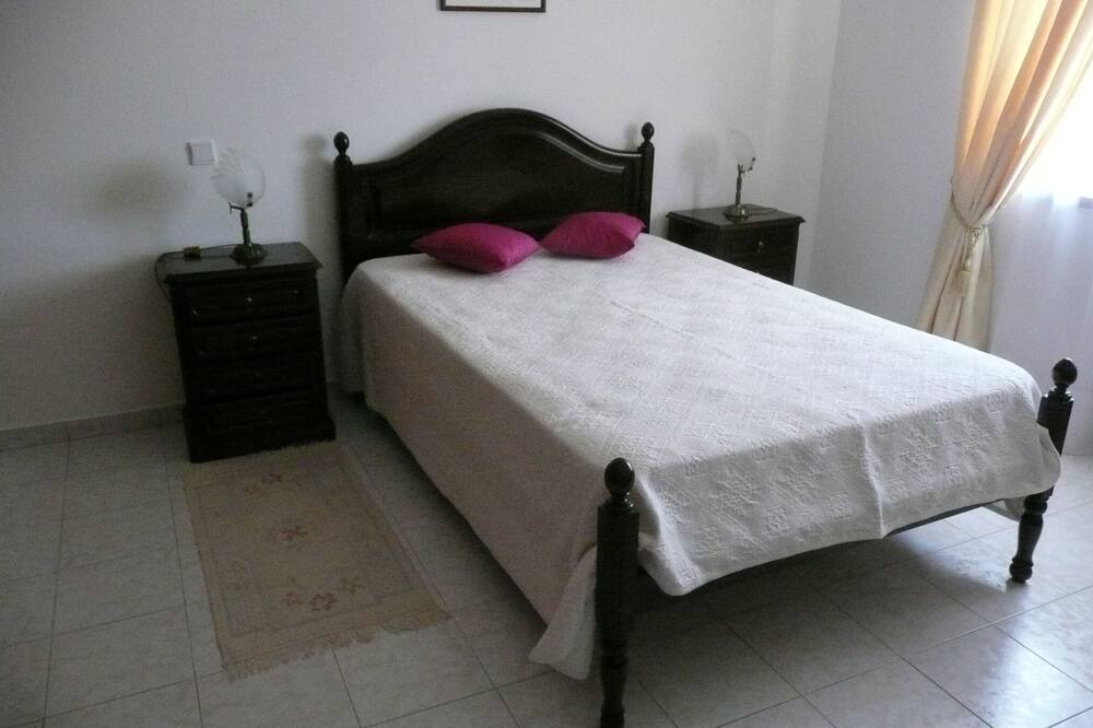 Photo of Bedroom in Porches