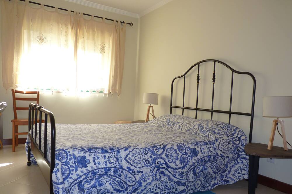 Photo of Bedroom in Urbanizacao dos Calicos