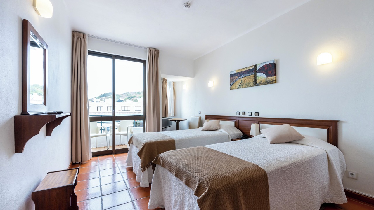 Photo of Bedroom in Salema