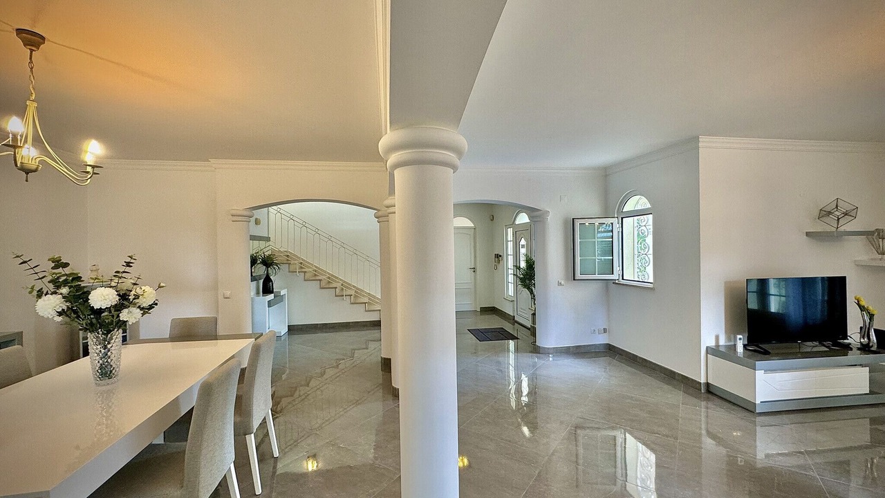 Photo of Livingroom in Almancil