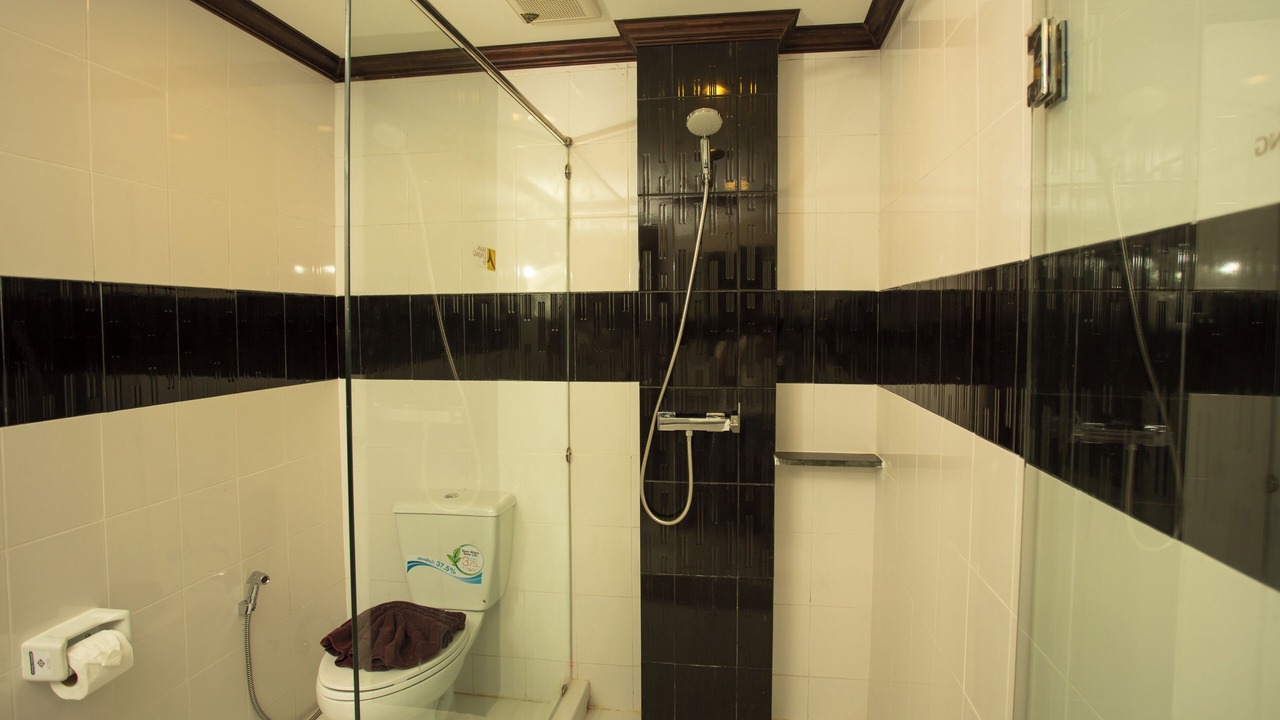 Photo of Bathroom in Khuekkhak