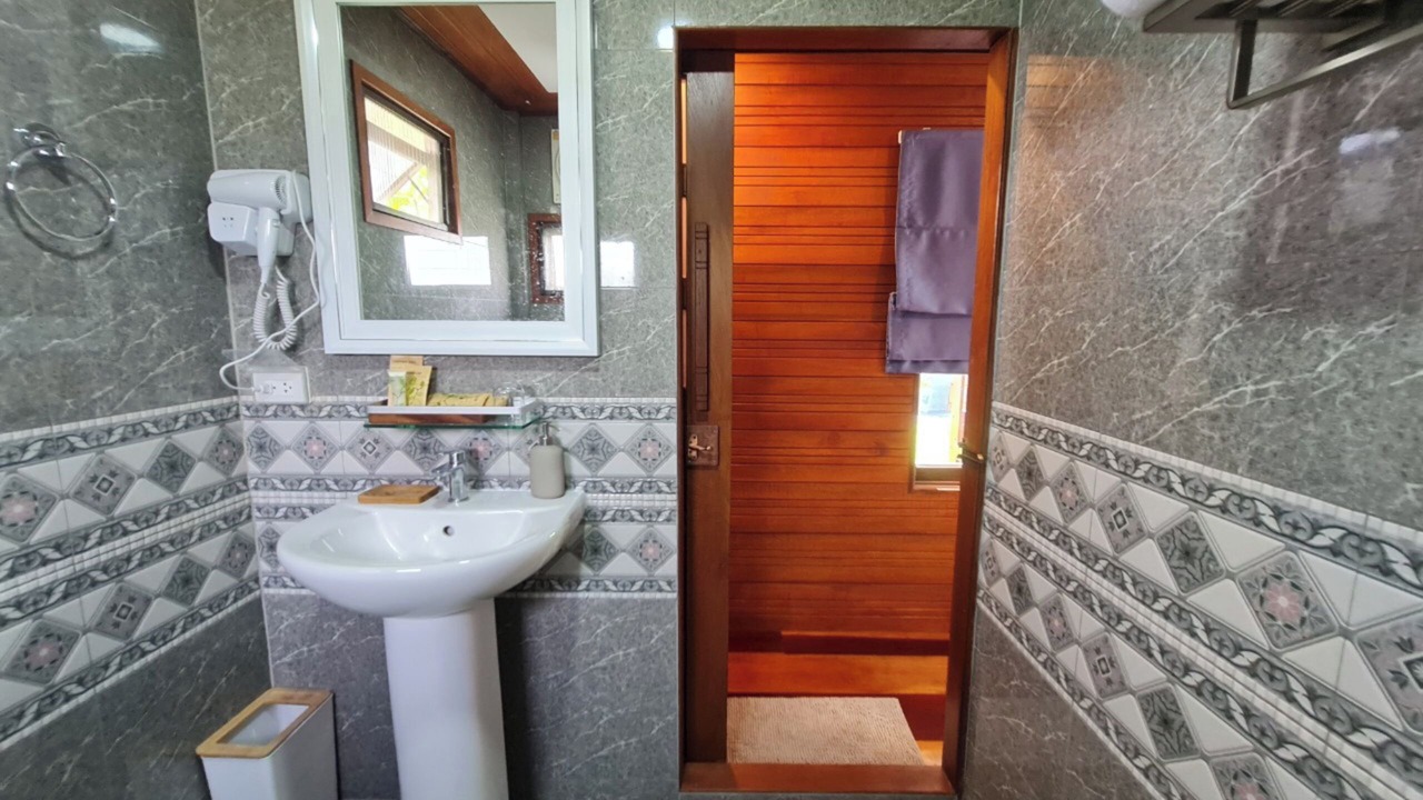 Photo of Bathroom in Khok Kloi
