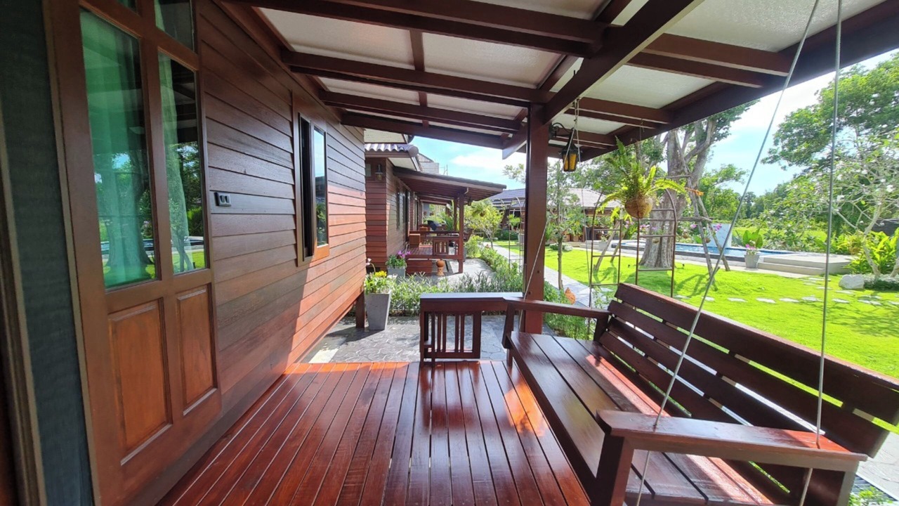 Photo of Patio Balcony in Khok Kloi