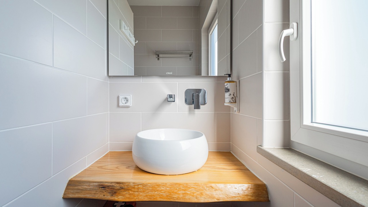 Photo of Bathroom in Sines