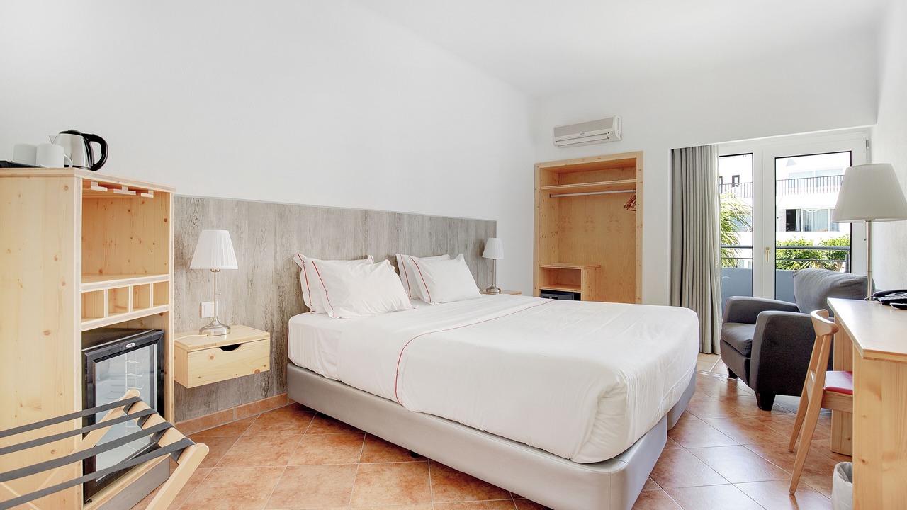 Photo of Bedroom in Carvoeiro