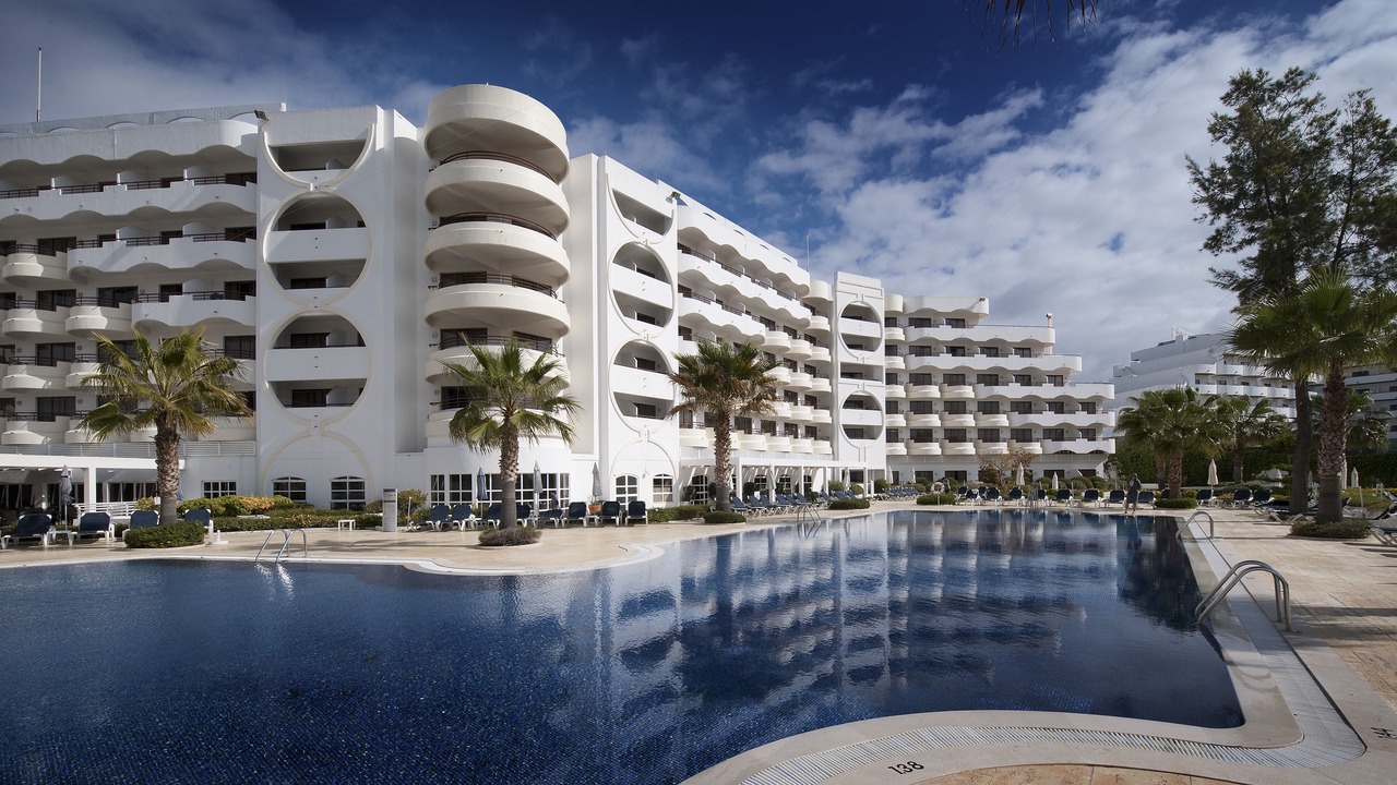 Photo of Outdoor in Calicos